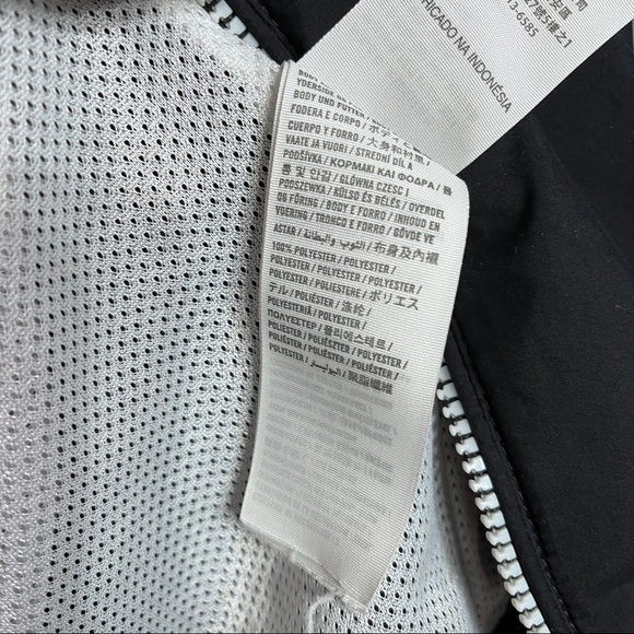 Abercrombie & Fitch Black Lightweight Hooded Windbreaker Jacket - Picture 4 of 7